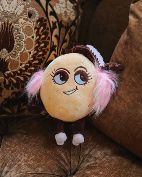 Baygeleh the Faygeleh Plushie
