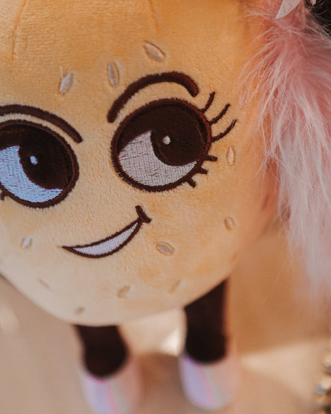 Baygeleh the Faygeleh Plushie